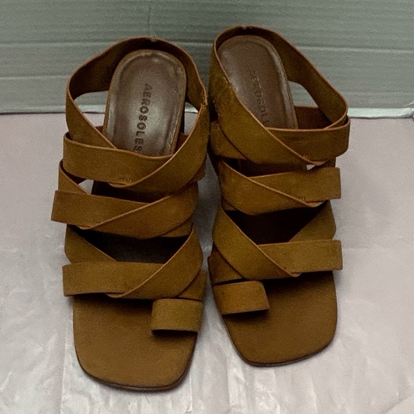AEROSOLES SHOES - Picture 2 of 10